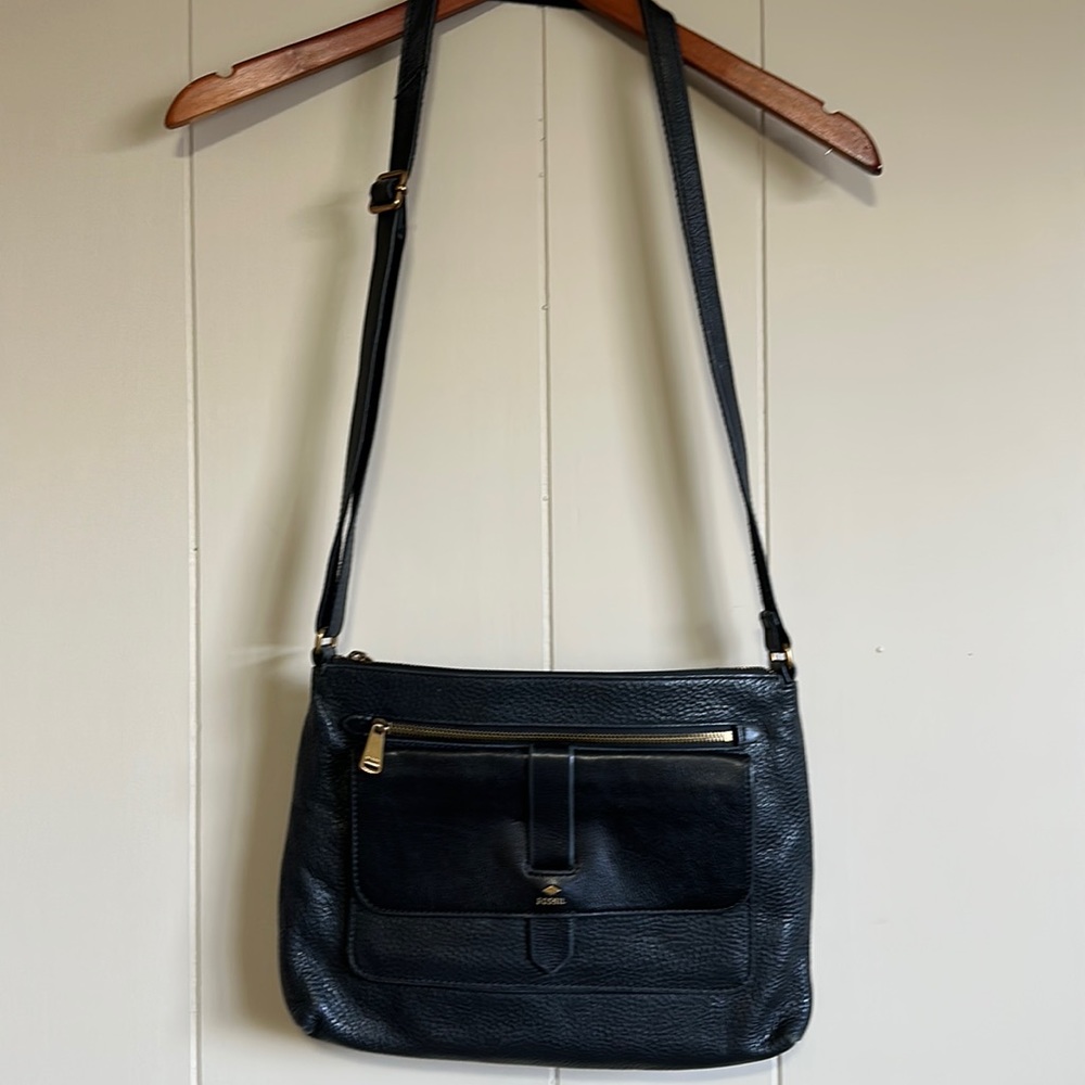 Black Pebbled Leather Fossil Purse